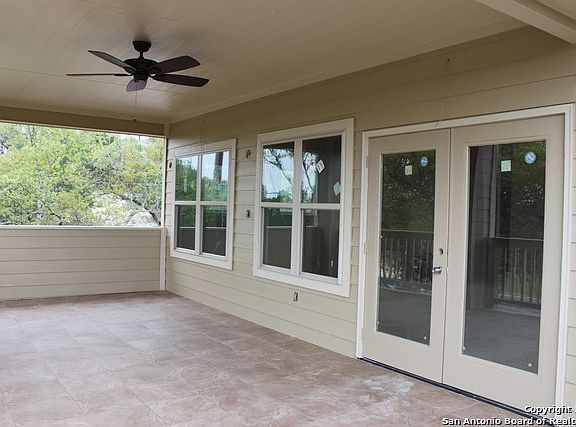 3rd image of 270 Nighthawk Ln