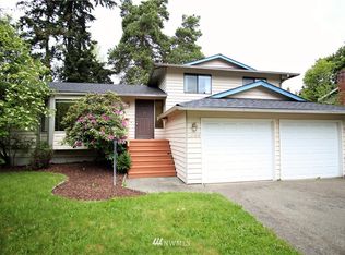 1620 N 201st St, Seattle, WA 98133