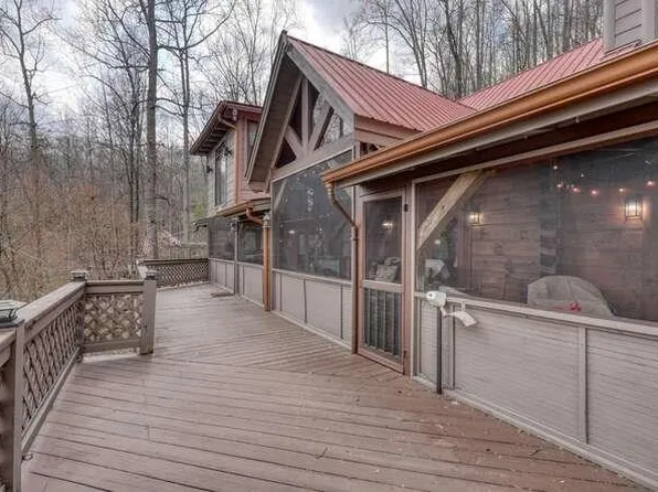 77 Bryant Cove Rd, Blairsville, GA 30512