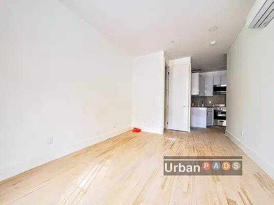 Rented by Urban Pads | media 25