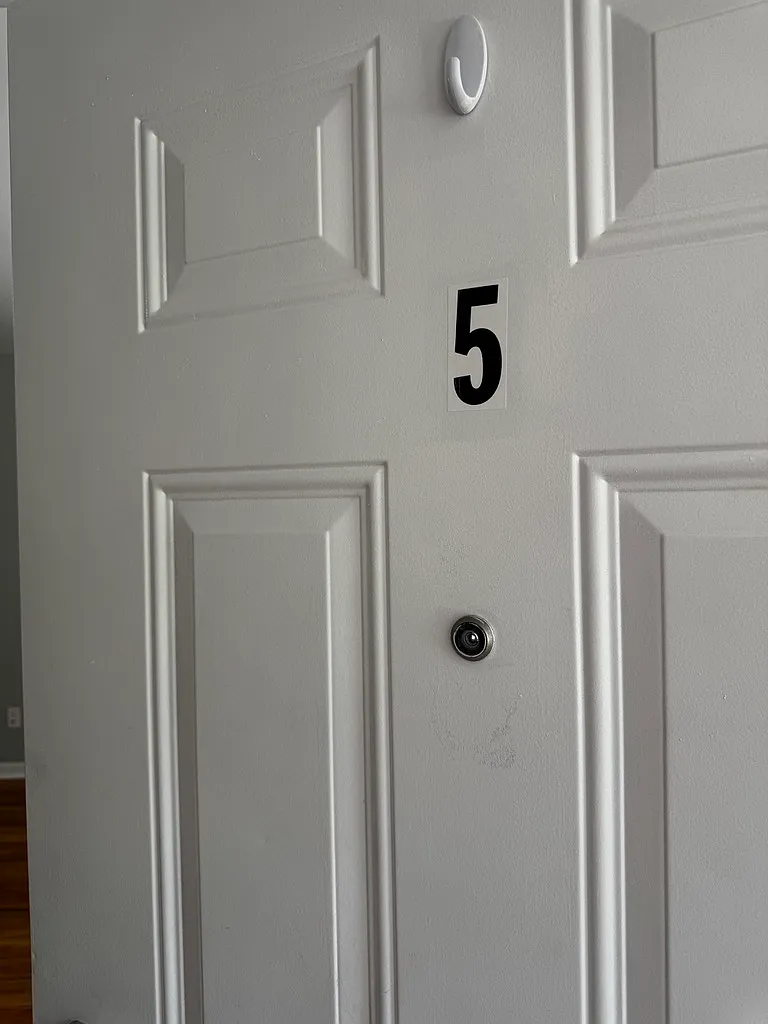 1 bed, $2,000 — Photo 2