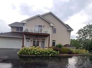 475 E Veterans Way UNIT 4, Mukwonago, WI 53149