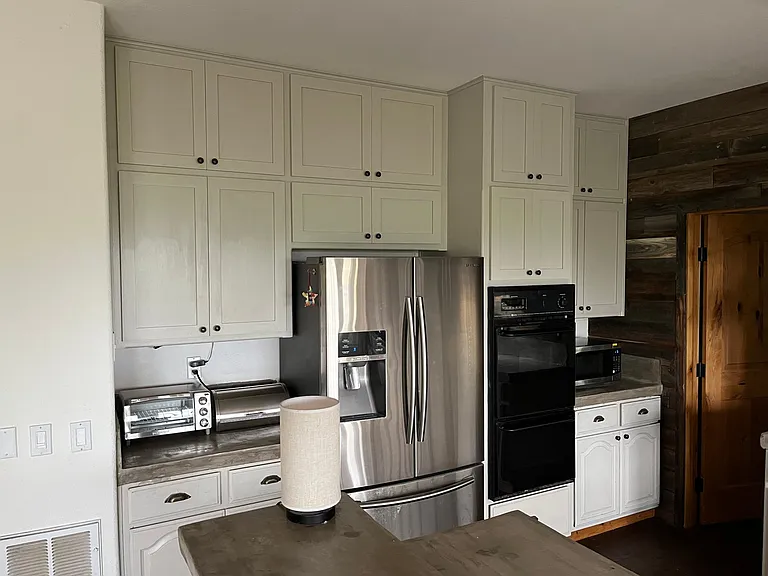 Capitol Dr — Photo 15