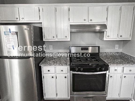 4th image of 1069 Estates Ct