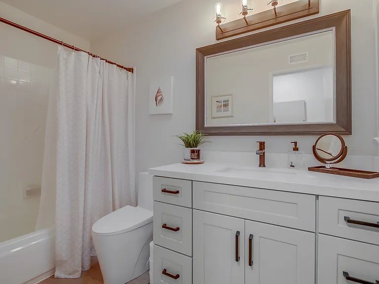 930 Santa Hidalga — Photo 10
