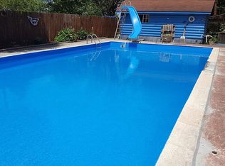 250 Simmons Rd SE, Christiansburg, VA 24073