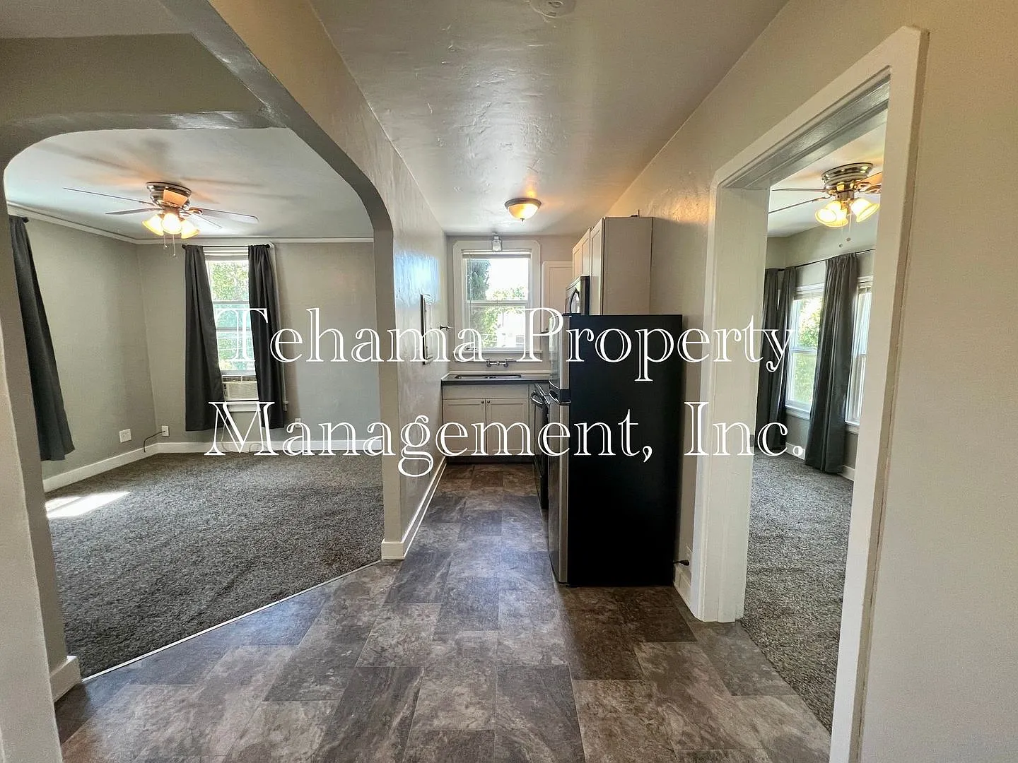 1051 Washington Street — Photo 2
