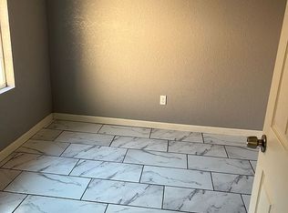 7809 Phillips St, Lamont, CA 93241