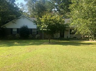 320 Kelly Ct, Grove Hill, AL 36451