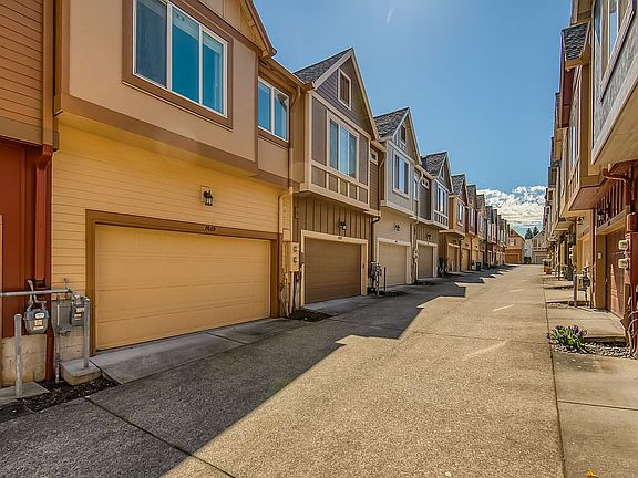 3rd image of 1619 SW San Mateo Ter
