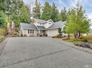 226 Highland Dr, Port Ludlow, WA 98365