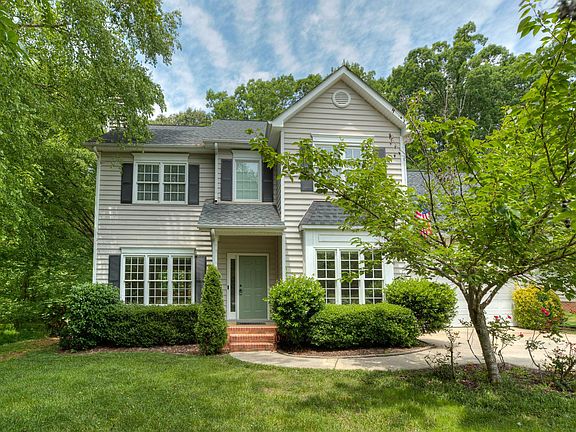2nd image of 2857 Windsor Chase Dr