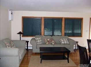 37 Soundview Ave, East Northport, NY 11731
