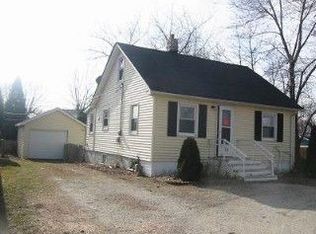 2113 Caton Farm Rd, Crest Hill, IL 60403