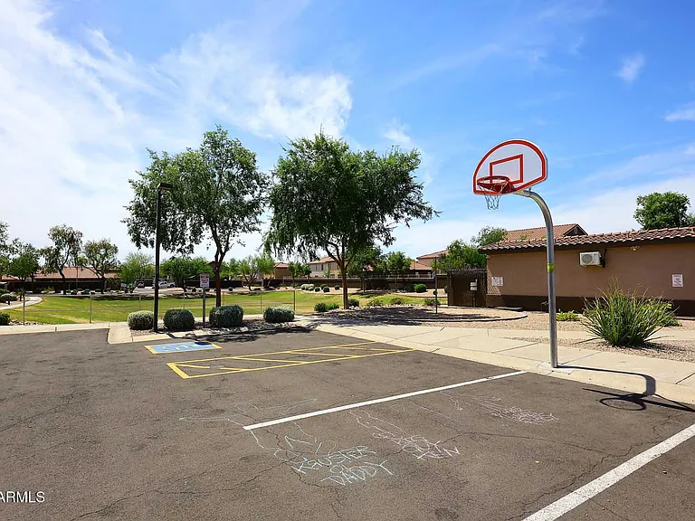 3249 S Chaparral Rd — Photo 34