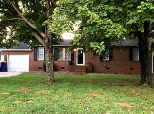 201 Countrywood Pl, Bowling Green, KY 42101