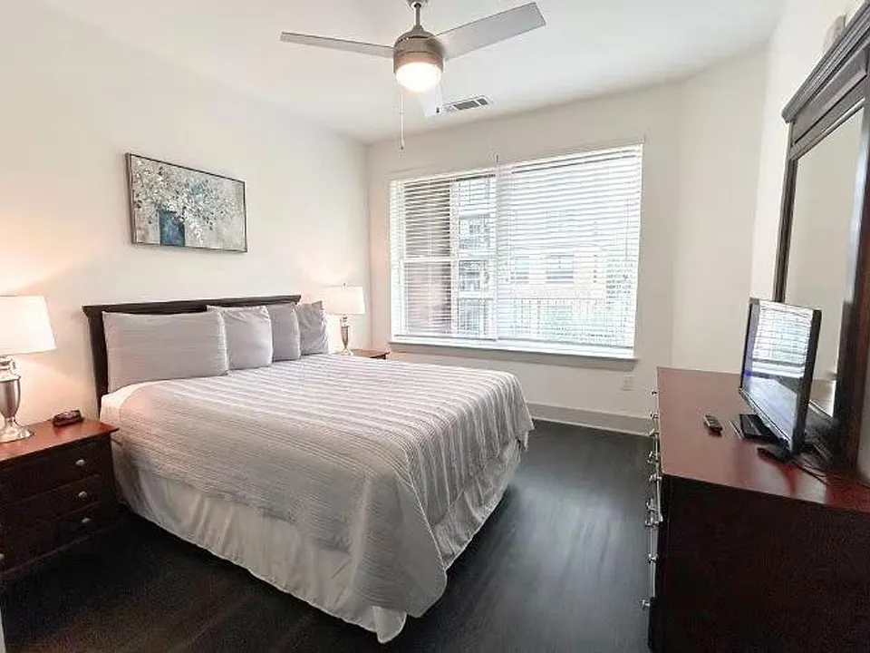 720 Edgewood Ave #3-ID1328923P