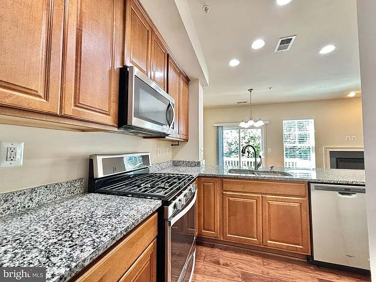 1599 Renate Dr — Photo 8