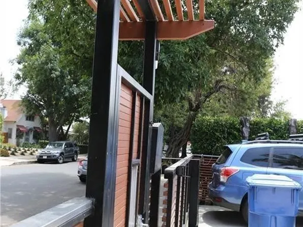 1323 N Cherokee Ave, Los Angeles, CA 90028