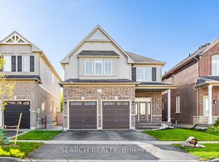 11 Elmer Adams Dr, Clarington, ON L1E0G8