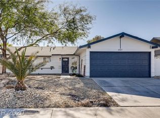 6517 Aberdeen Ln, Las Vegas, NV 89107