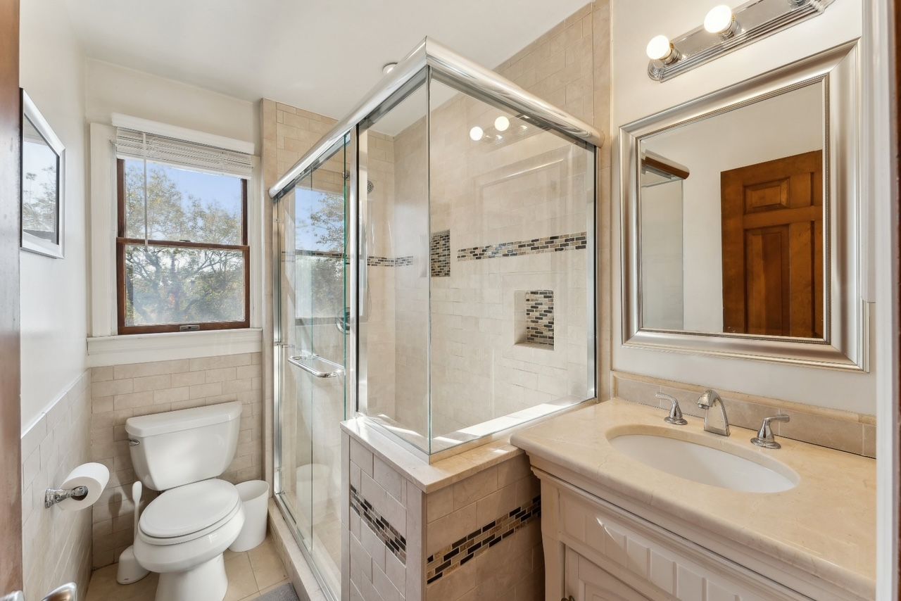  Upstairs Bathroom