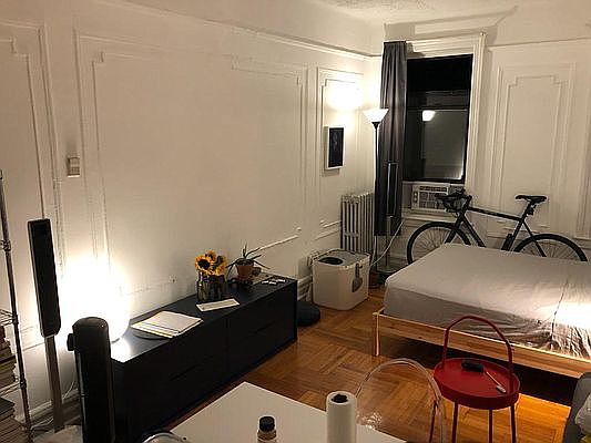 4th image of 530 Parkside Ave APT 3G