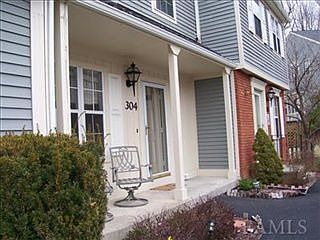 2nd image of 304 Twin Brook Ct