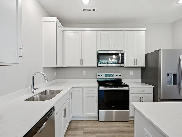 112 Bell Cir #A — Photo 9