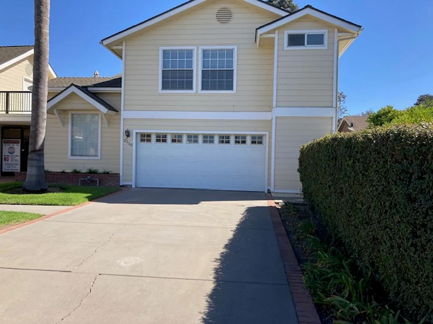 2 Bedroom/1.5 Bathroom Available Now in Private Community! — Photo 1