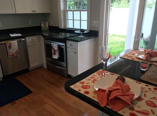 40 Washington St #1, Newburyport, MA 01950