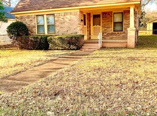 713 Campbell St, Palestine, TX 75801