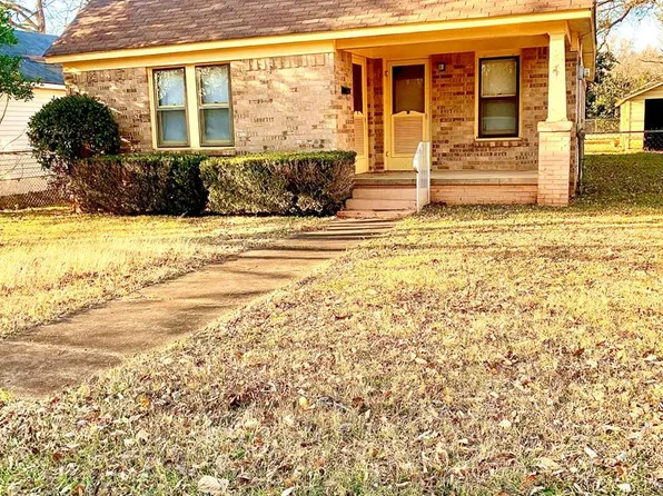 713 Campbell St, Palestine, TX 75801