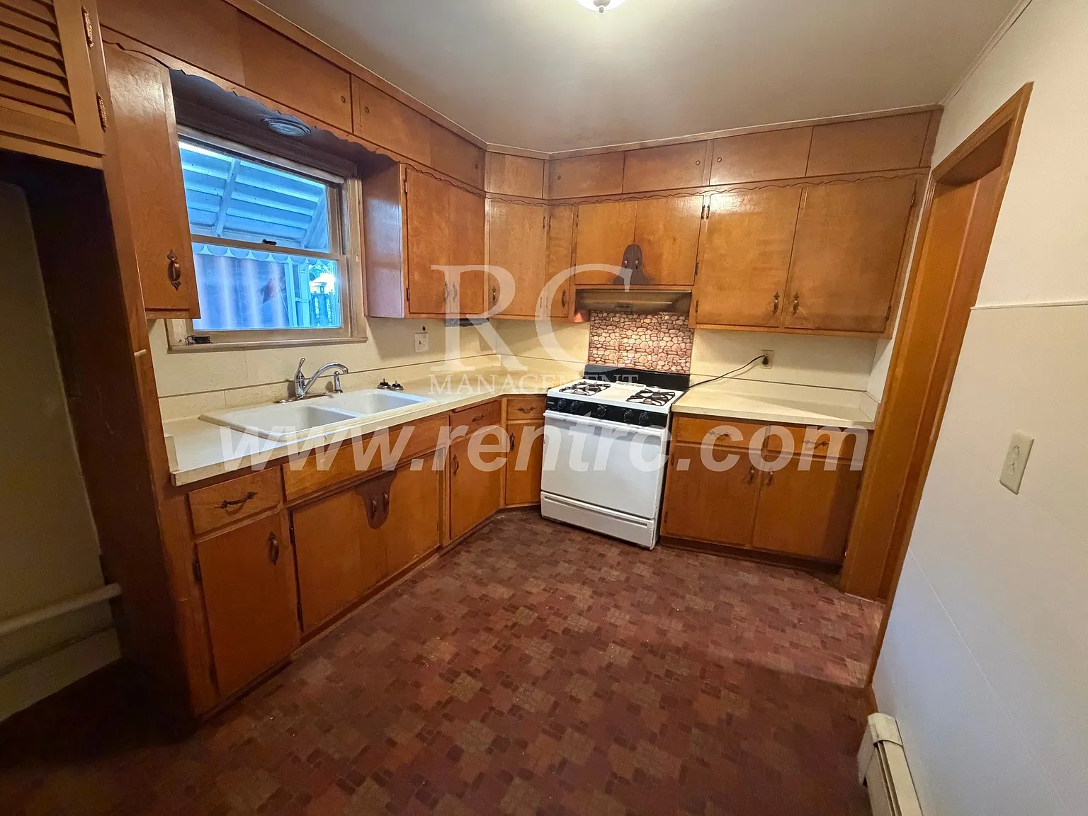 2 bed, 1500 sqft, $850 — Photo 2