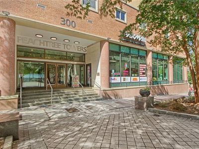 300 W Peachtree St NW #21, Atlanta, GA, 30308