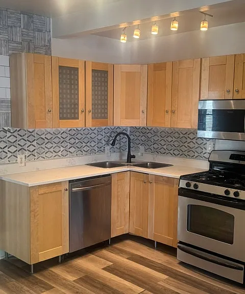 2717 Girard Ave S #101 — Photo 25