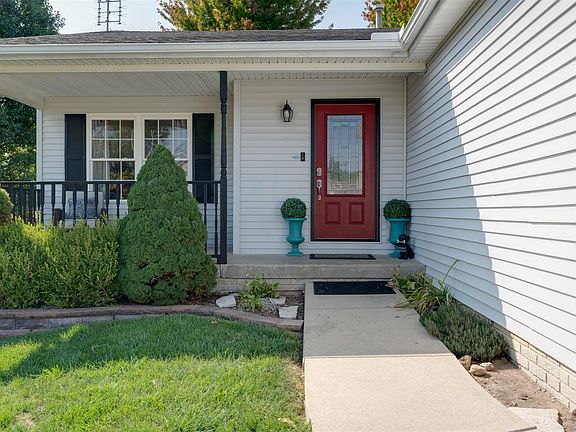 2nd image of 305 Waterford Estates Dr