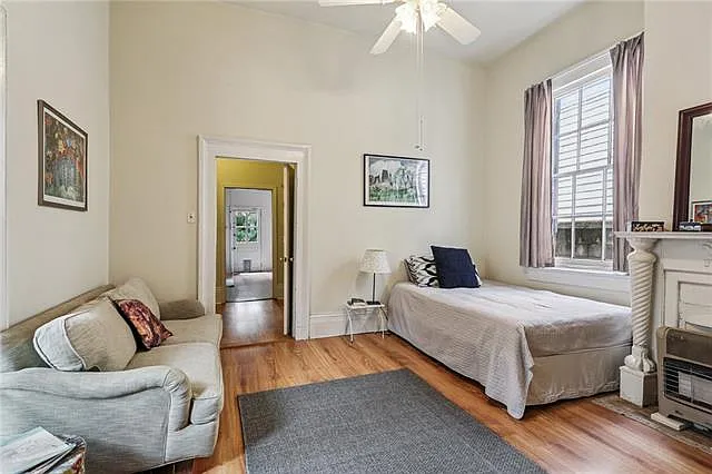 1122 Dauphine St — Photo 8