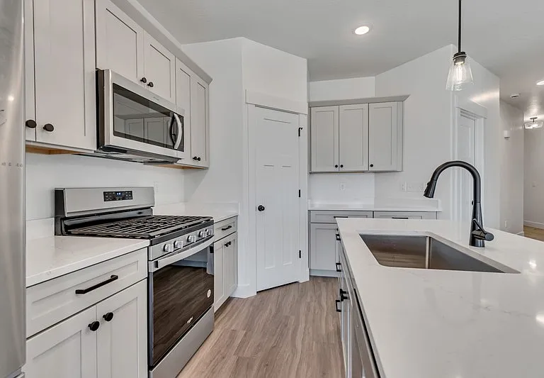 2698 N Blue Dawn Ln — Photo 13