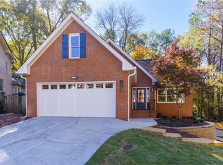 2859 Pangborn Ct, Decatur, GA 30033