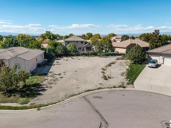 6 Royal County Ct, Pueblo, CO 81001