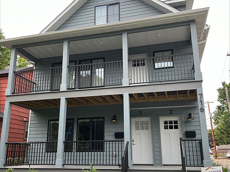 2nd image of 716 11th Ave SE #1