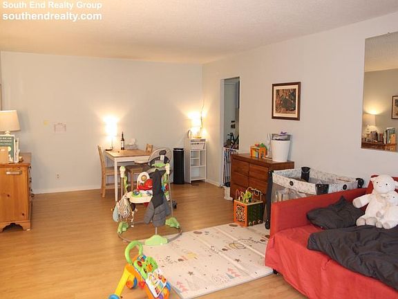 5th image of 99 Pond Ave #U307