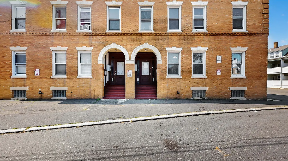 Building Photo - 9 Porter Street Ct #1