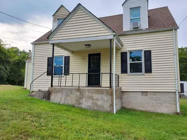 406 Charlotte St, Brookneal, VA 24528