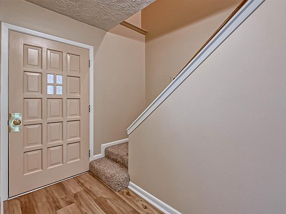 4th image of 245 Saint Cloud Dr