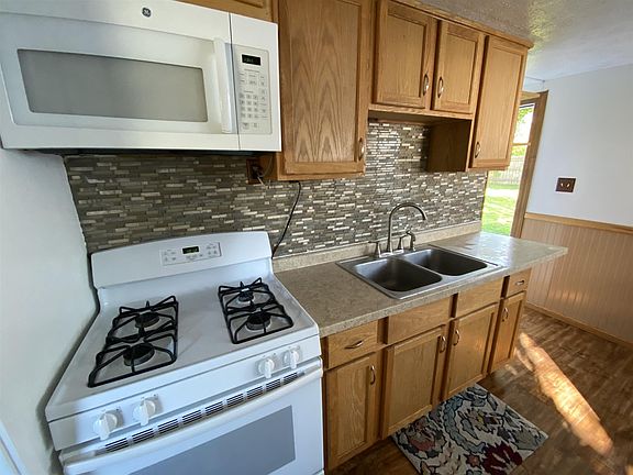5th image of 1224 Eastbrook Dr
