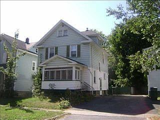 2nd image of 99 Paige St