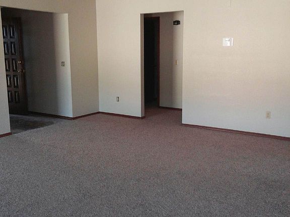 309Kathleen-Living-2