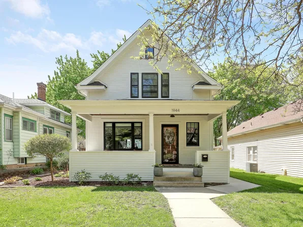 1944 Ashland Ave, Saint Paul, MN 55104